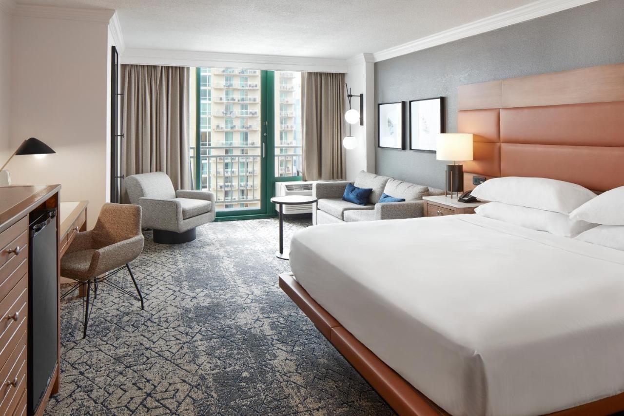 Hotel Sheraton Oceanfront 3*
