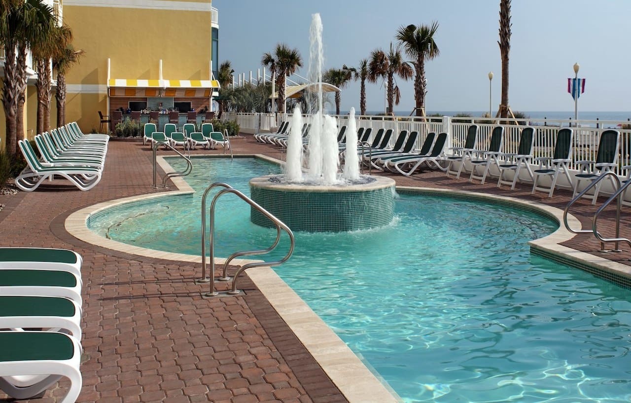 Hotel Sheraton Oceanfront 3*
